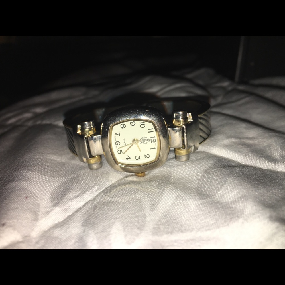 Watch - Picture 2 of 2